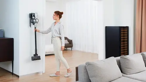 vezeték nélküli porszívó a falon