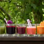 A tudósok megneveztek egy gyümölcslevet, amely segít a szervezetnek megbirkózni